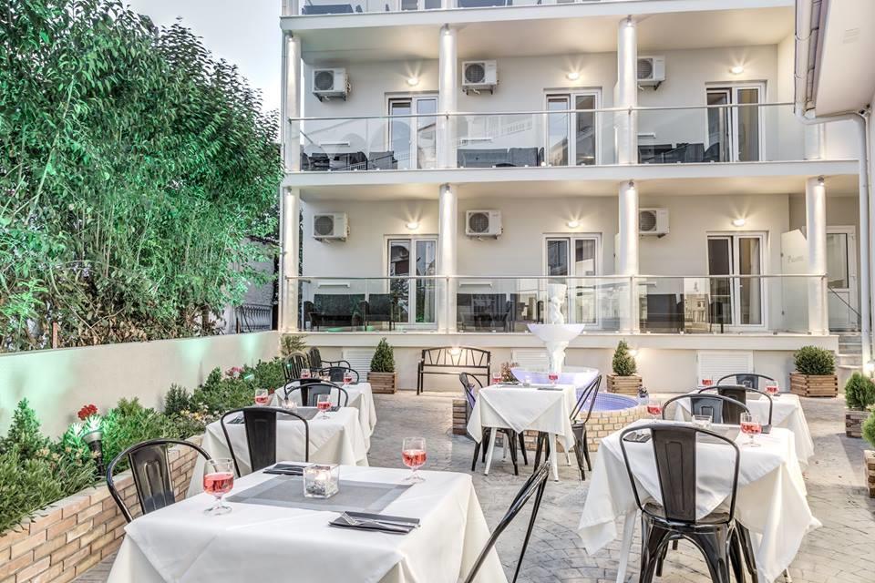 Palotel Design Гоувия Экстерьер фото